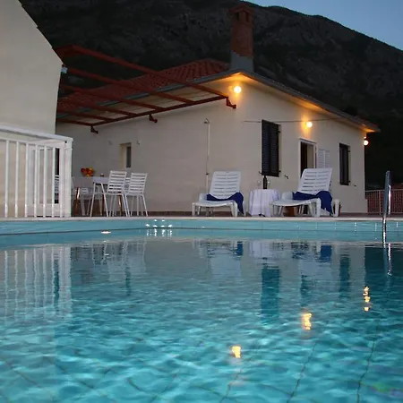 Вилла Urlovic Груда